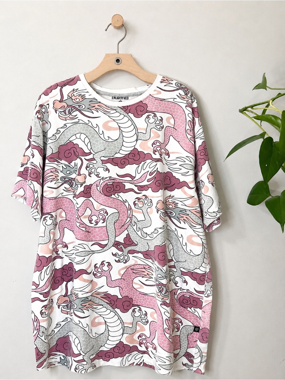 Encrypted Mens 5X Japanese Dragon All-Over Print Graphic T-Shirt White Pink Gray